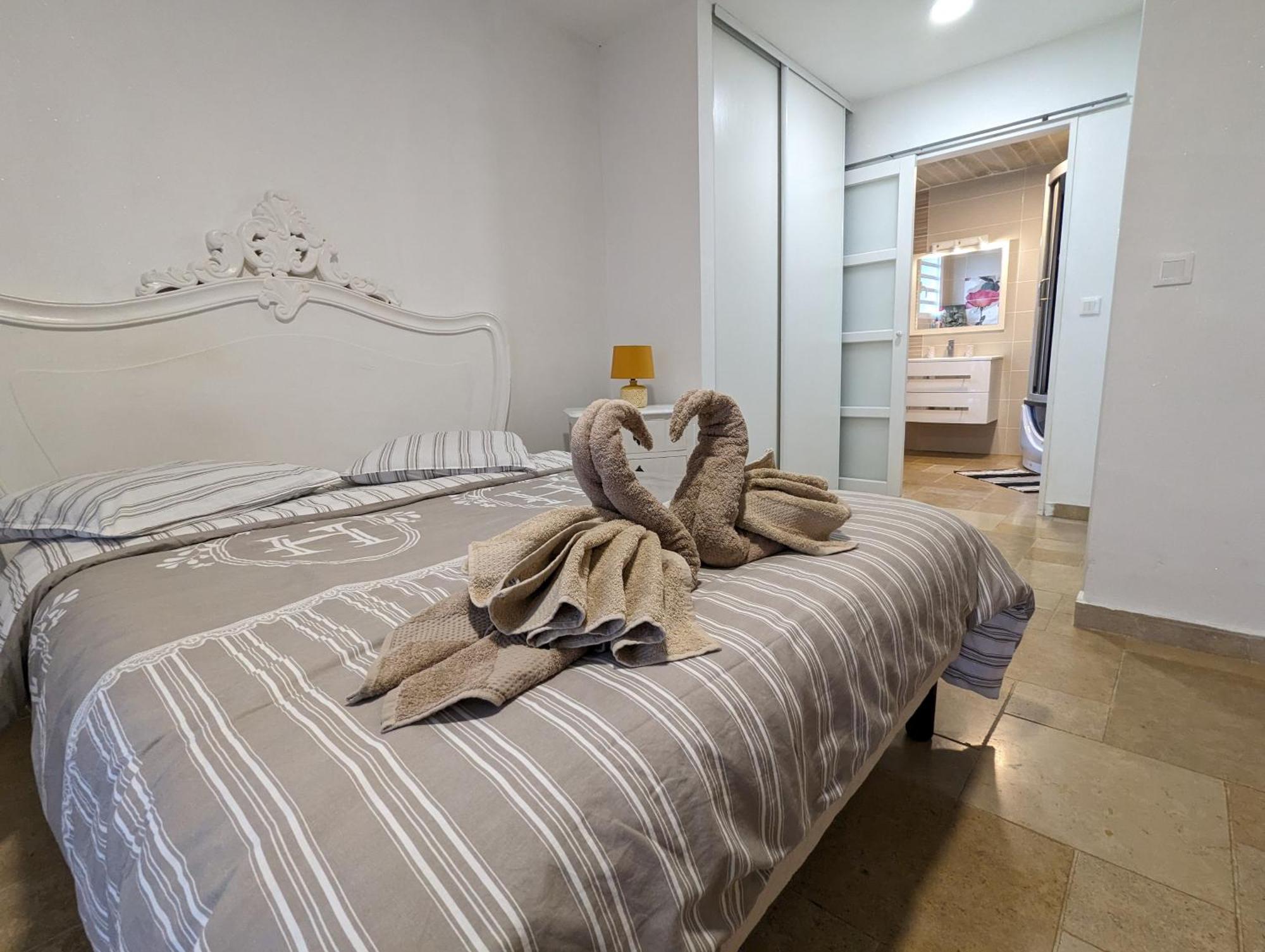 Villa Coeur Des Plaines ลาแปลน เดส์ ปาล์มิสต์ ภายนอก รูปภาพ